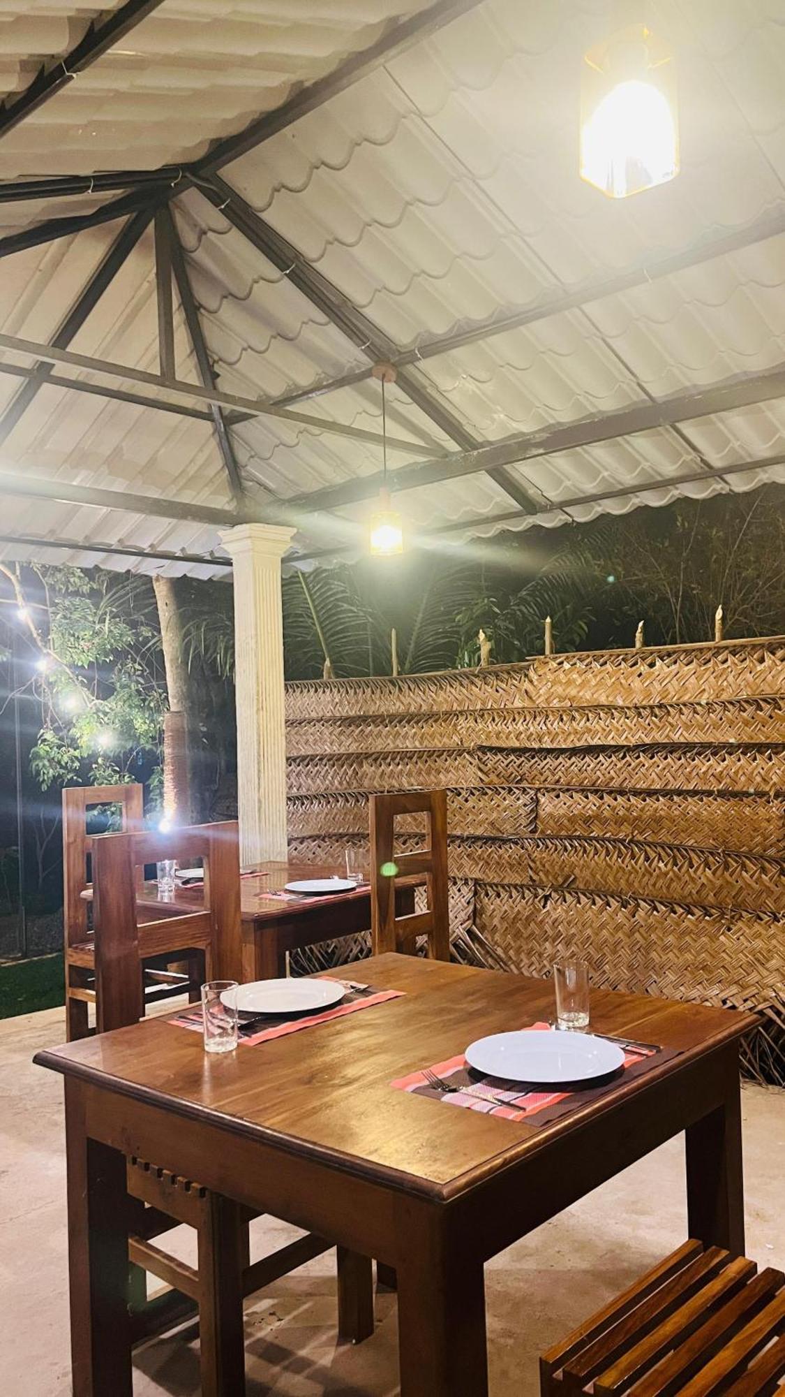 Udawalawa Safari Resort Uda Walawe Extérieur photo